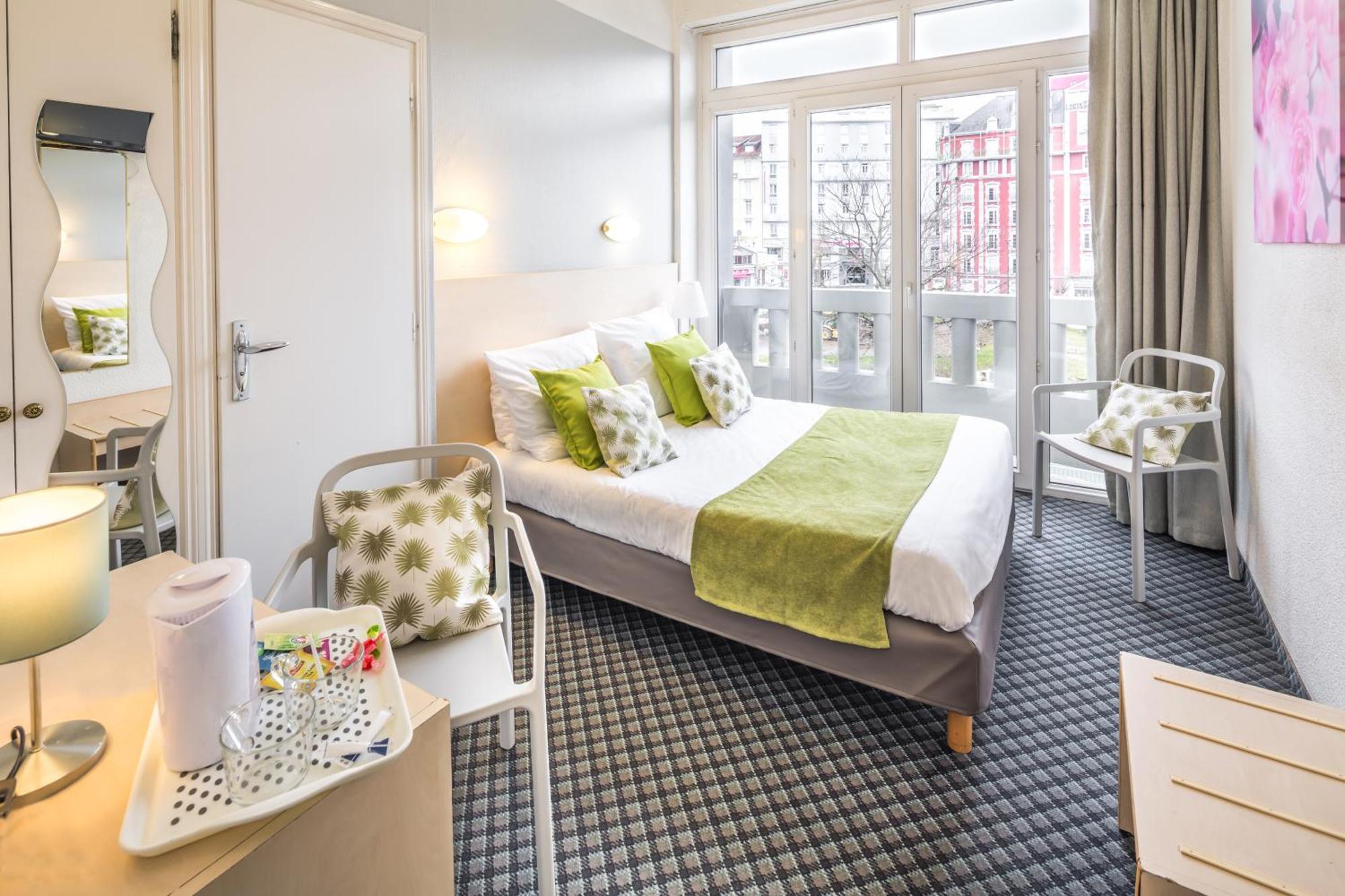 Notre Dame De France Hotel